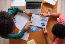 وظيفة أخصائي التسويق الرقمي