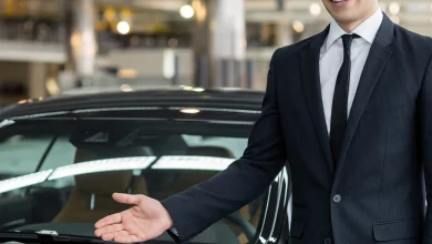 سائق سيارة VIP