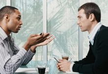 التعامل مع الأتراك: نصائح عملية تسهّل حياتك اليومية في تركيا