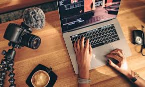 مطلوب صانع محتوى ثنائي اللغة في إسطنبول