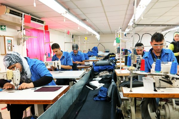 : مطلوب صناع درزة في أوك ميدان