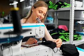 وظائف خياطة فساتين سهرة في إسطنبول